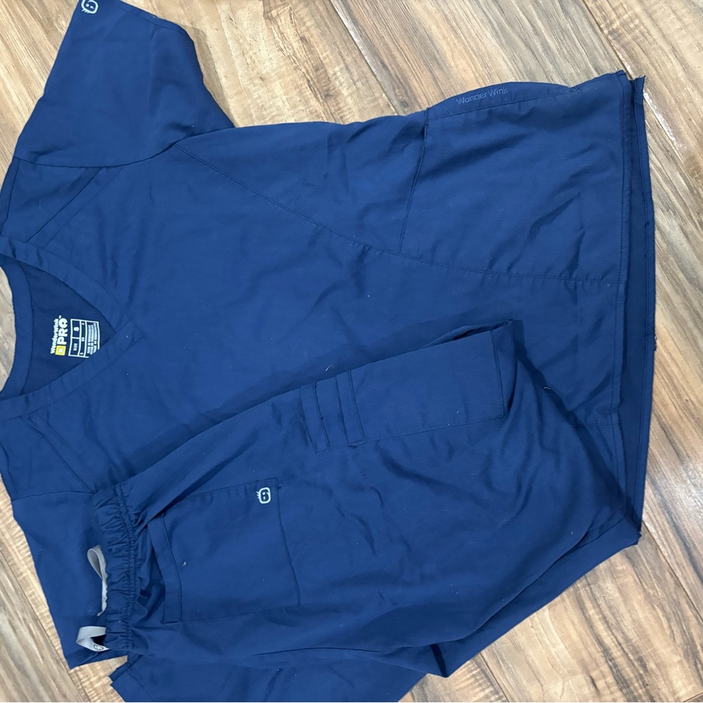WonderWink Navy Blue Scrub Set